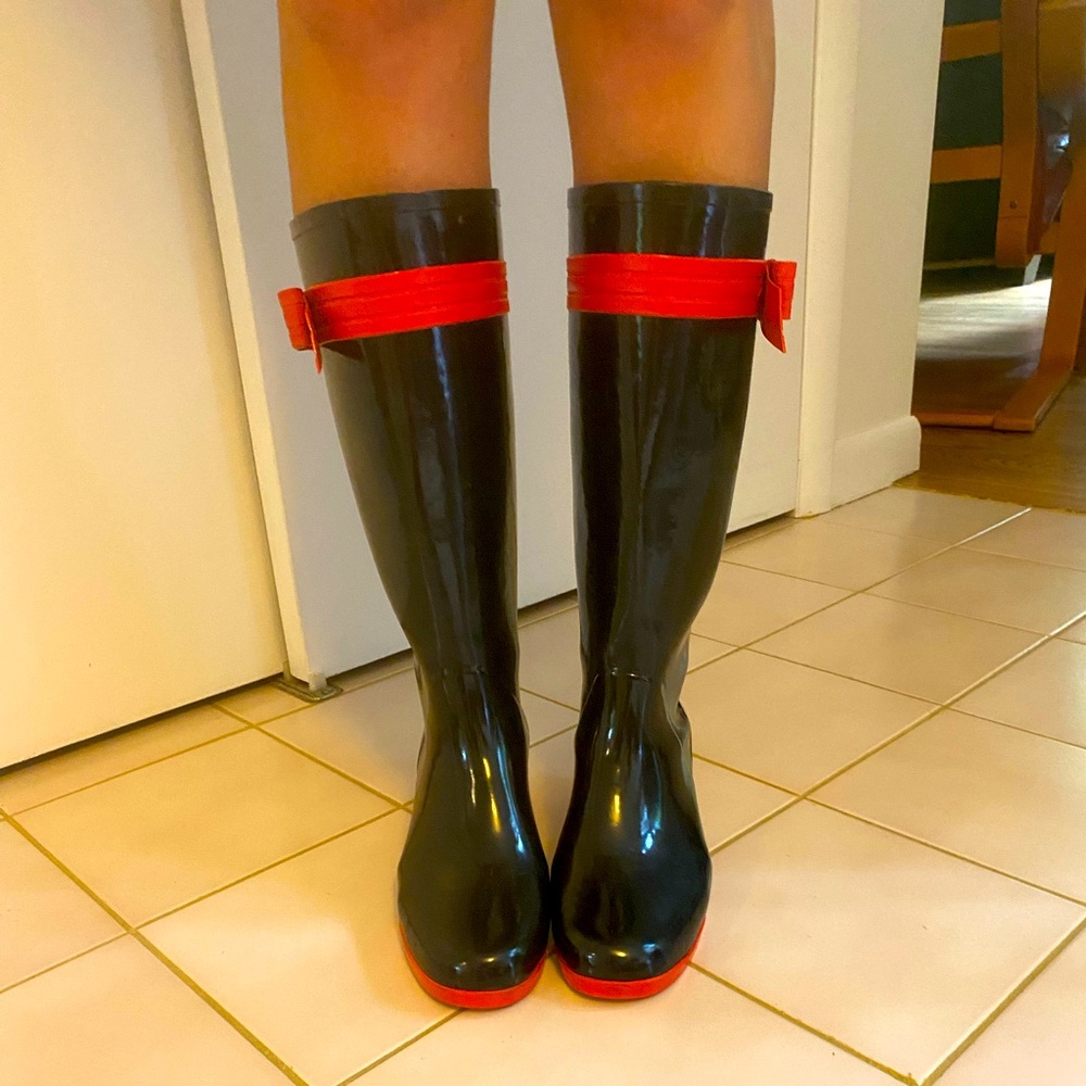 Kate spade rain boots, size 9, black heels